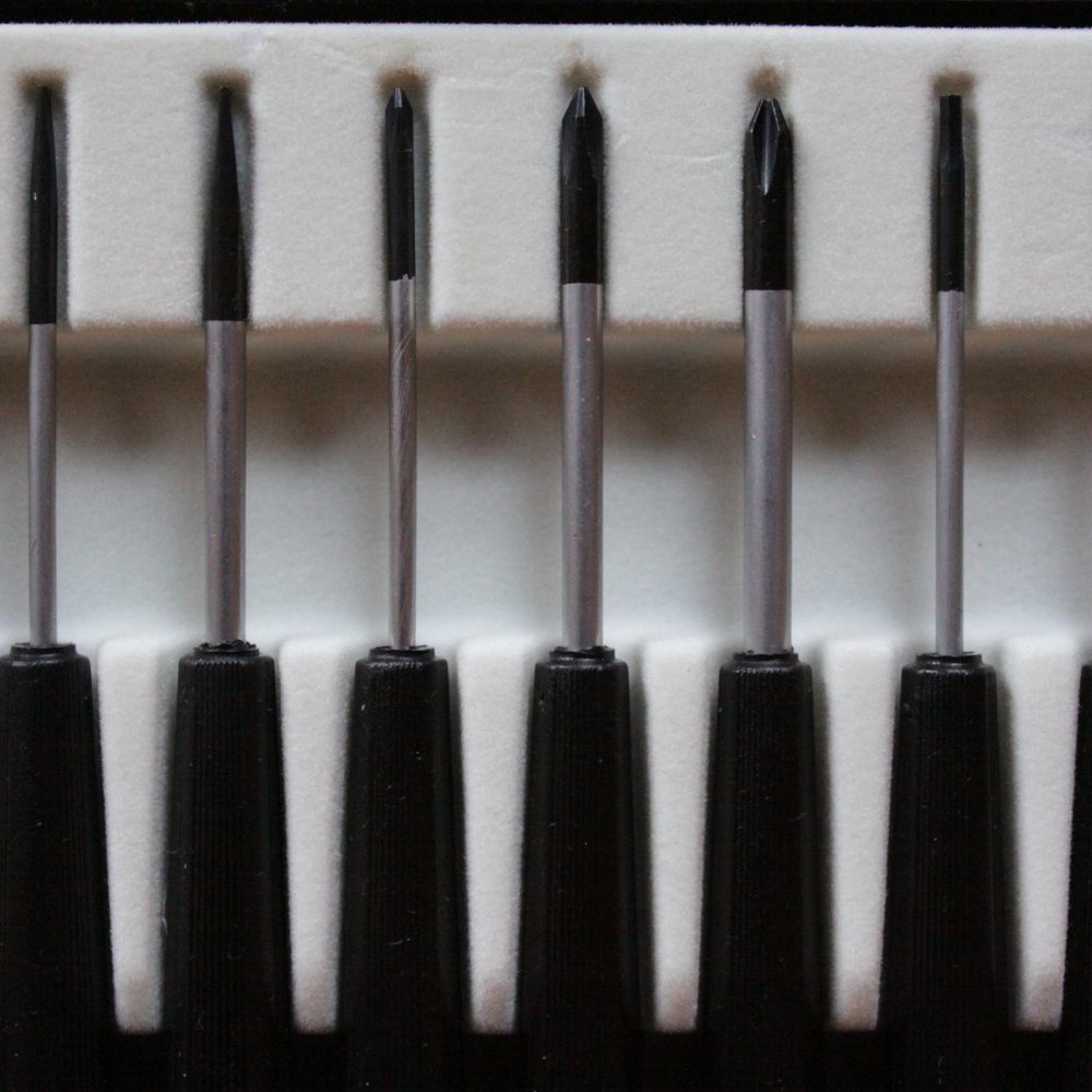 New 15 pcs Precision Screwdriver Tool Set Flat Blade, Phillips,Torks,Hex Key - Picture 3 of 11